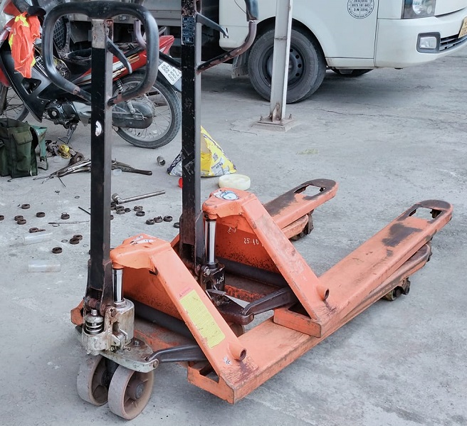 sua-chua-xe-nang-3 (1)