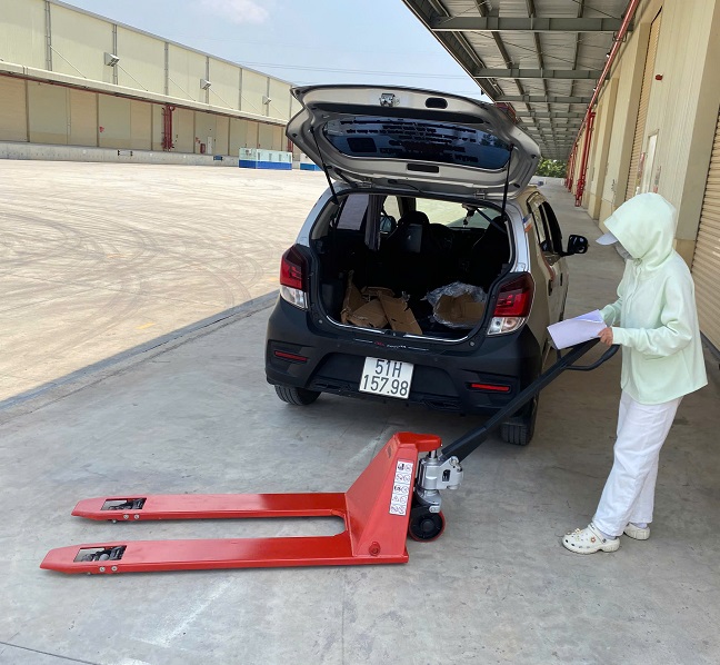 xe-nang-tay-sieu-thap